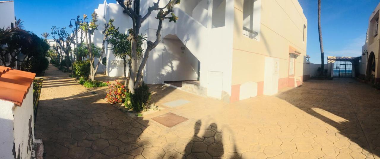 Preciosa Casita Junto Al Mar Vila Roquetas de Mar Exterior foto